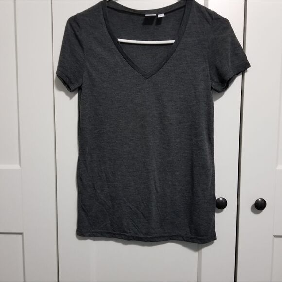 BP. Women vneck tee - Picture 2 of 6